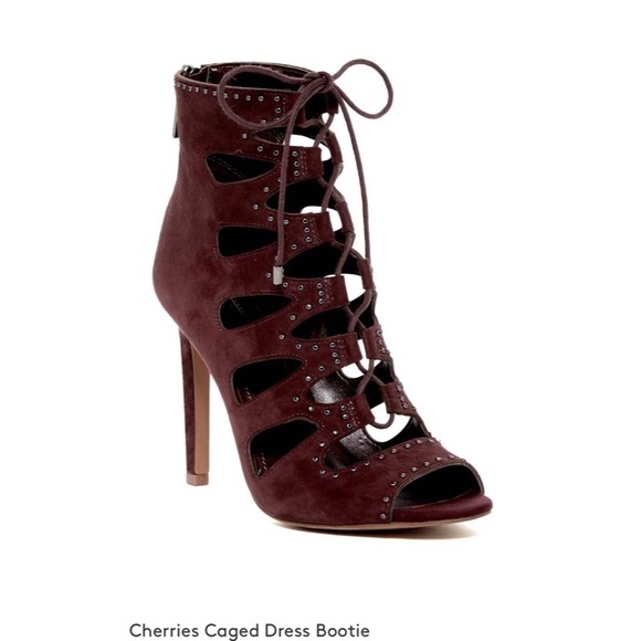 BRAND NEW ~ BCBGeneration "Cherries" Caged Heel - Picture 4 of 4